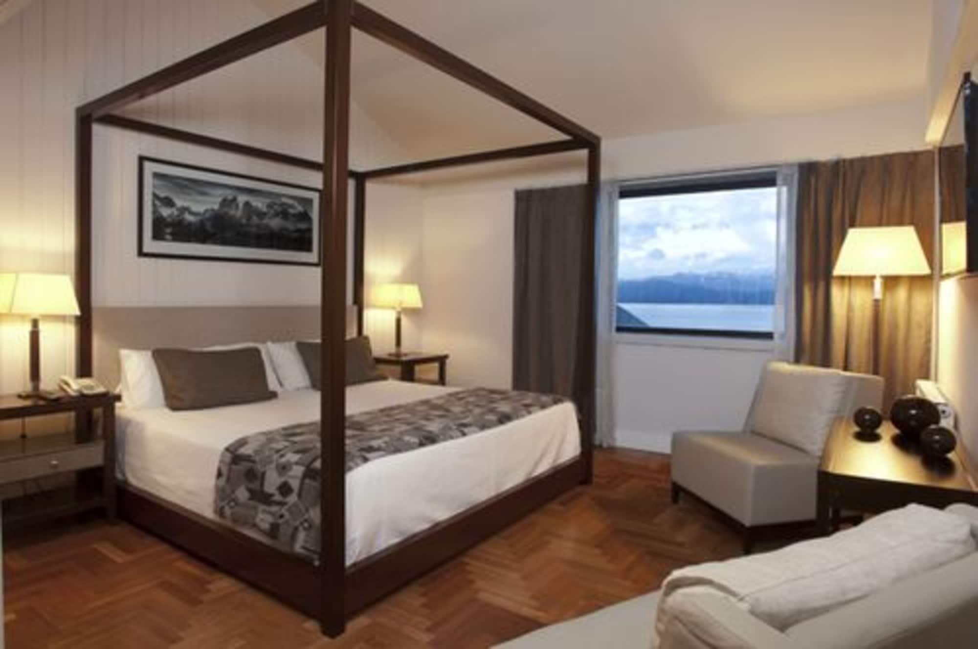 Hotel Panamericano Bariloche Esterno foto