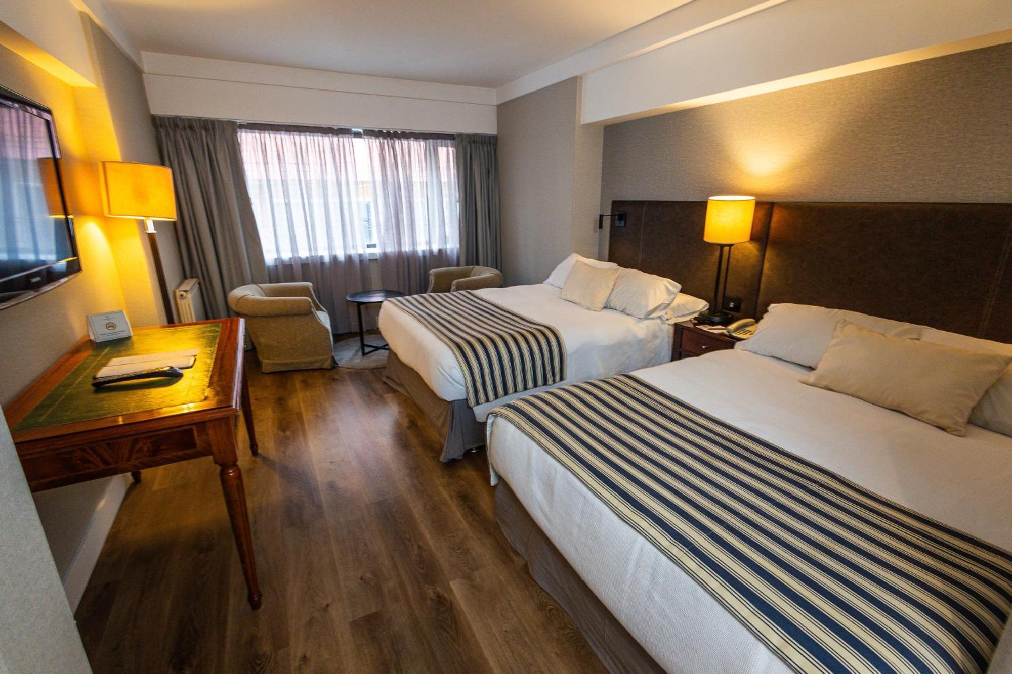 Hotel Panamericano Bariloche Esterno foto